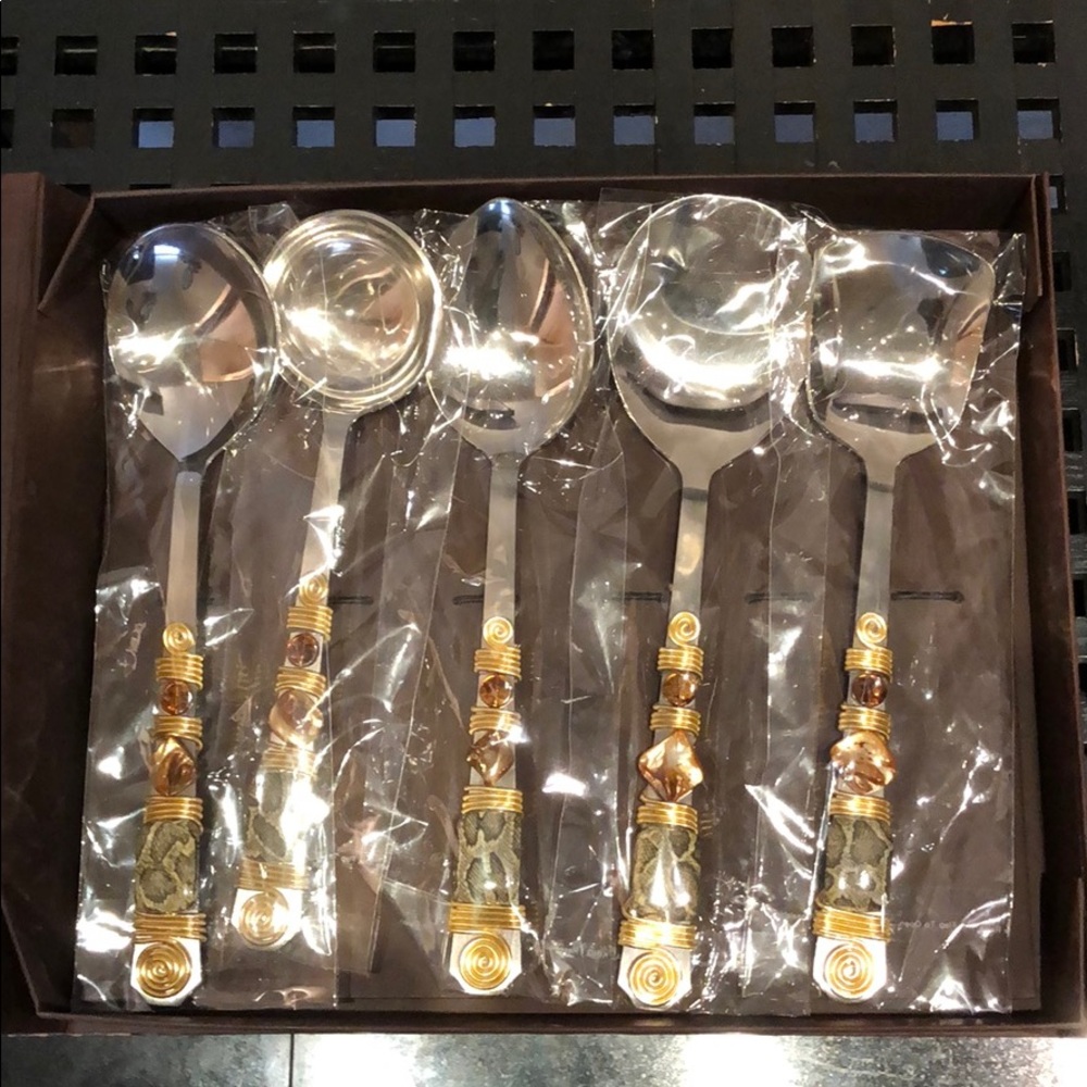 Unique Serving set